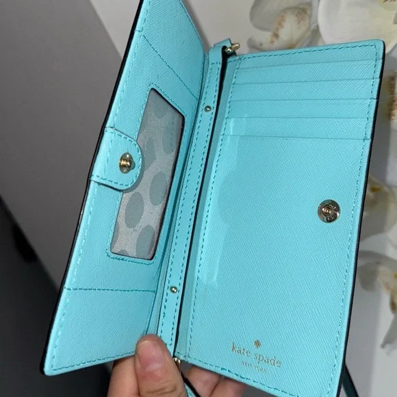 Kate Spade wallet Crossbody🩵 - Picture 6 of 8
